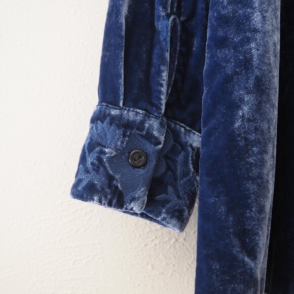 Soft Surroundings Blue Velvet Long Sleeve Buttondown Blouse sz XL - Picture 10 of 10